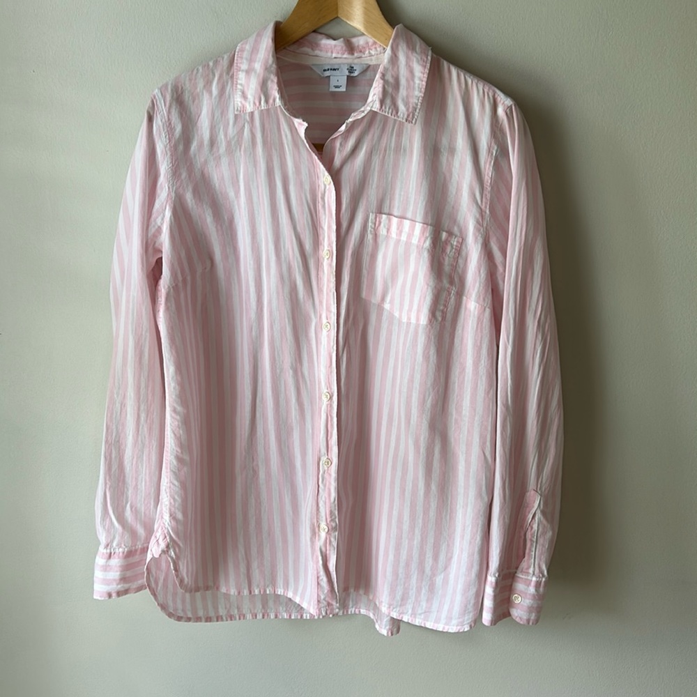 Old Navy pink and white stripe classic button down size large